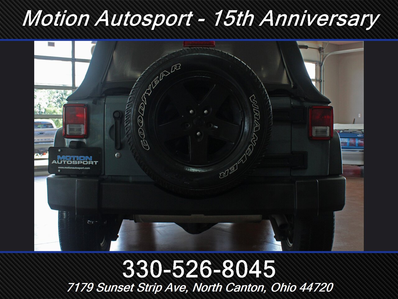 2015 Jeep Wrangler Unlimited Sport  Slant Back 4X4 - Photo 9 - North Canton, OH 44720