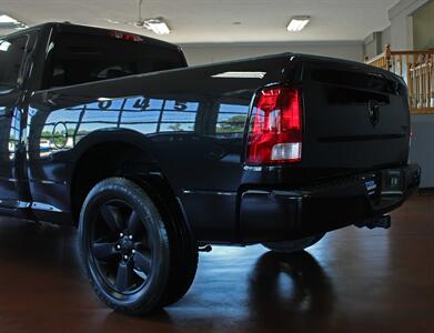 2018 RAM 1500 Express  Black Top Edition 4X4 - Photo 6 - North Canton, OH 44720