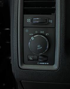 2018 RAM 1500 Express  Black Top Edition 4X4 - Photo 14 - North Canton, OH 44720