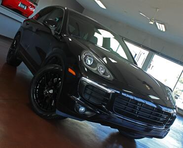 2016 Porsche Cayenne  AWD - Photo 50 - North Canton, OH 44720