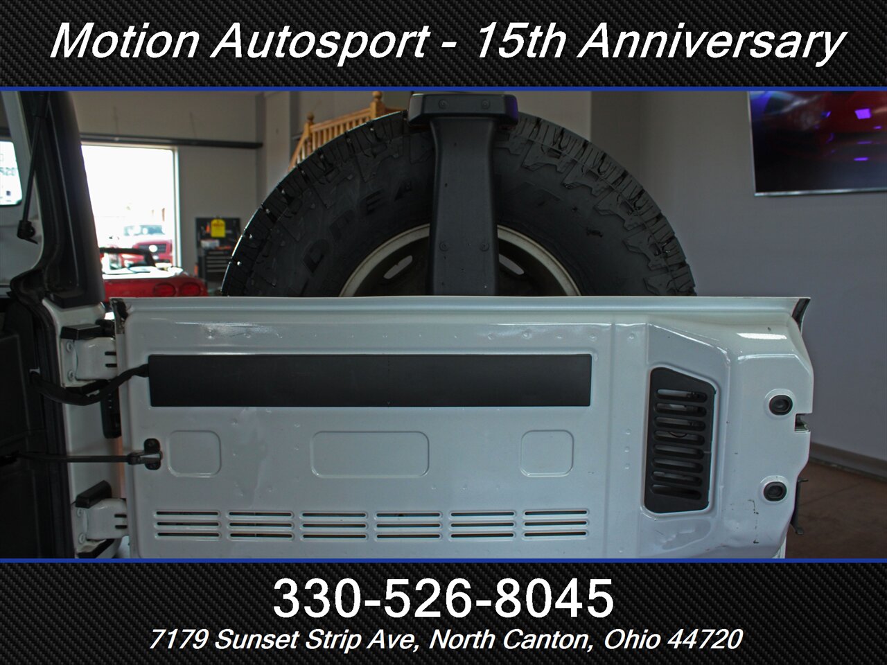 2013 Jeep Wrangler Unlimited Rubicon Hard Top 4X4 - Photo 11 - North Canton, OH 44720