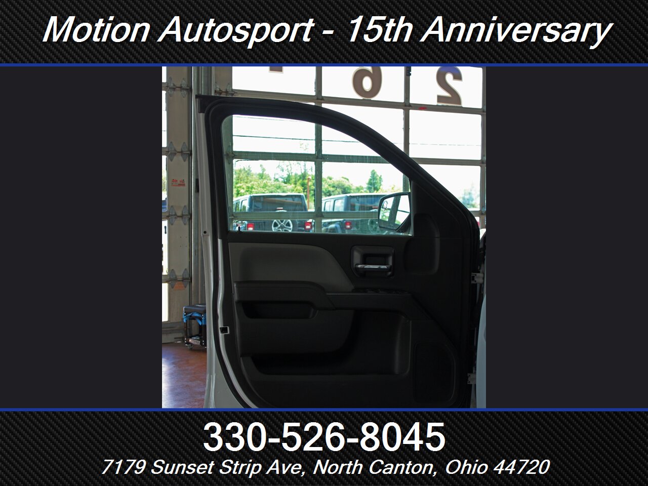 2018 Chevrolet Silverado 1500 Custom 4X4 - Photo 13 - North Canton, OH 44720