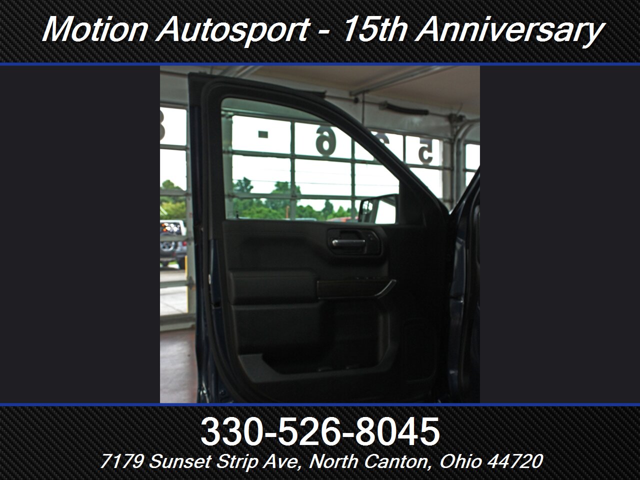 2020 Chevrolet Silverado 1500 LT Custom Lift 4X4 - Photo 10 - North Canton, OH 44720