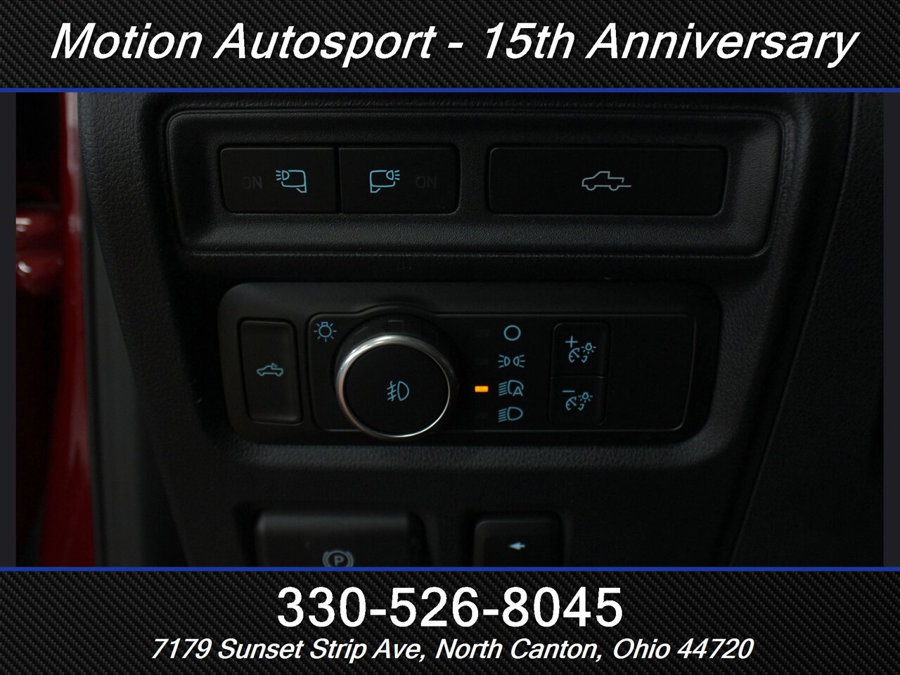 2021 Ford F-150 Lariat Custom Lift 4X4 - Photo 17 - North Canton, OH 44720