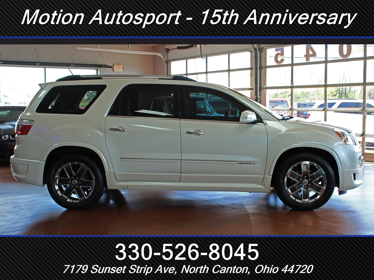 2012 GMC Acadia Denali  Moon Roof Navigation 4X4 - Photo 12 - North Canton, OH 44720