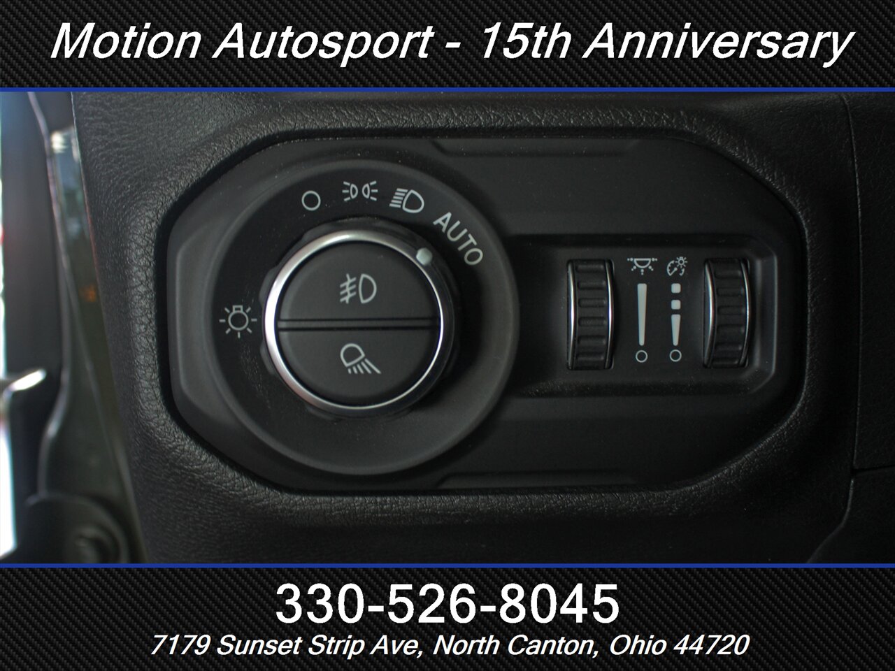 2021 Jeep Gladiator Mojave Hard Top 4X4 - Photo 16 - North Canton, OH 44720