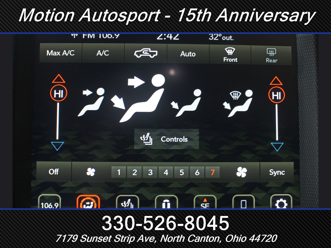 2022 Jeep Gladiator Rubicon Hard Top Custom Lift 4X4 - Photo 27 - North Canton, OH 44720