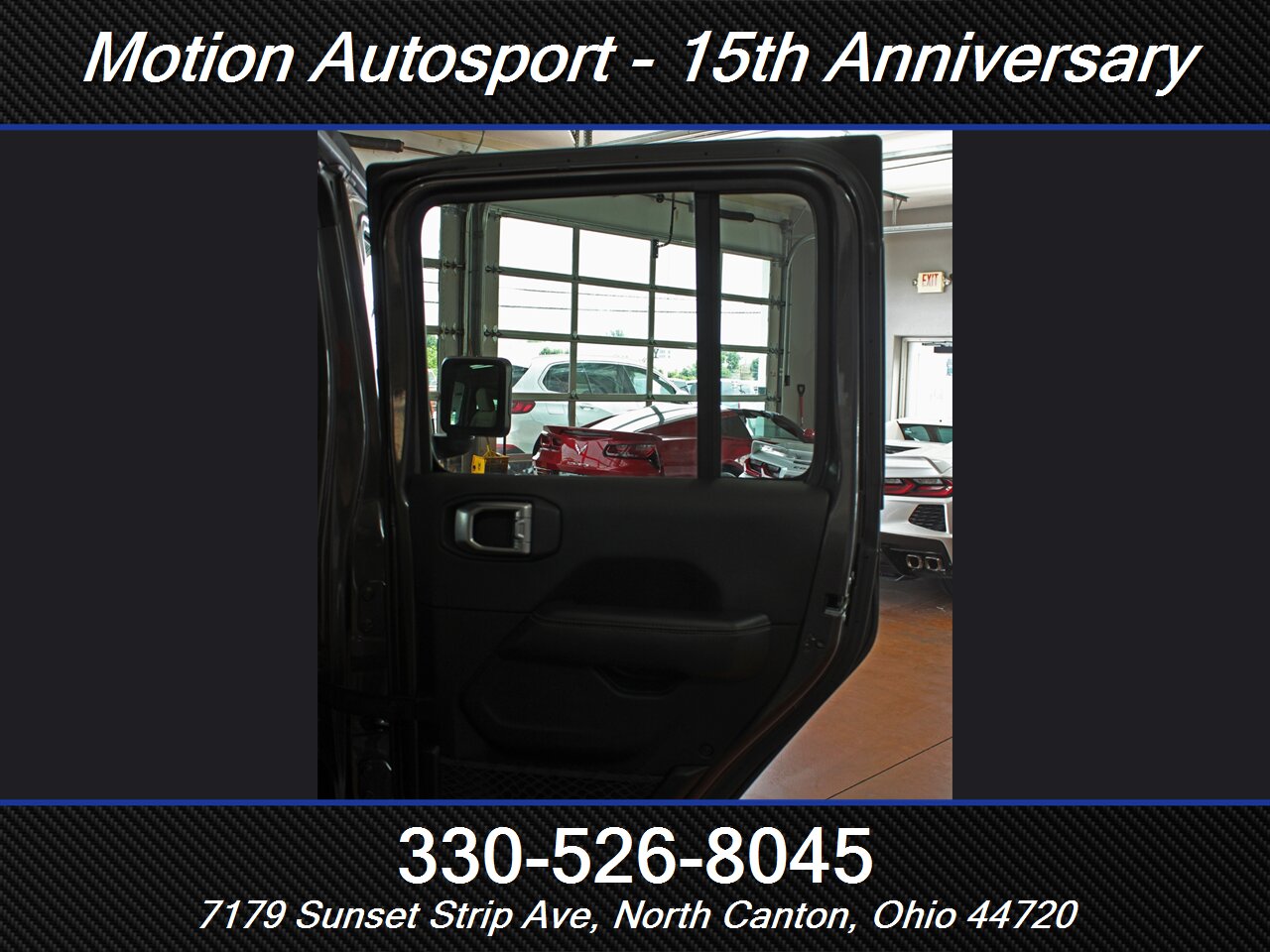 2018 Jeep Wrangler Unlimited Sahara Custom Lift 4X4 - Photo 30 - North Canton, OH 44720