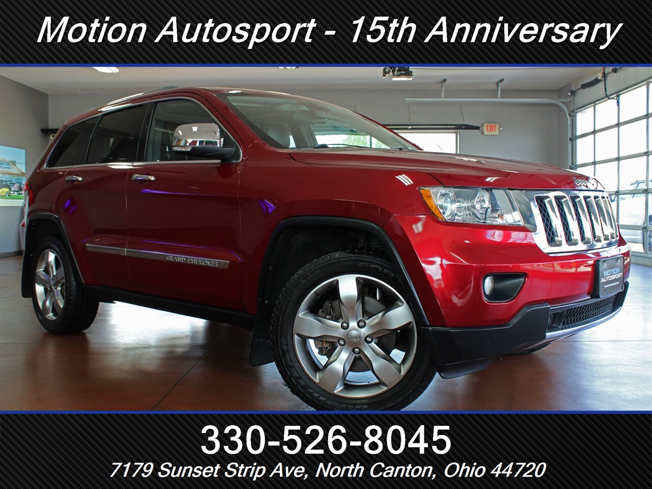 2012 Jeep Grand Cherokee Overland Moon Roof Navigation 4X4 - Photo 2 - North Canton, OH 44720