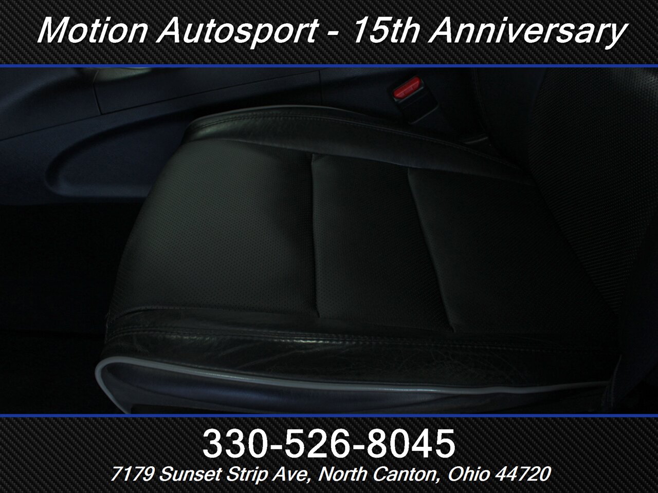 2012 Jeep Grand Cherokee Overland Moon Roof Navigation 4X4 - Photo 29 - North Canton, OH 44720