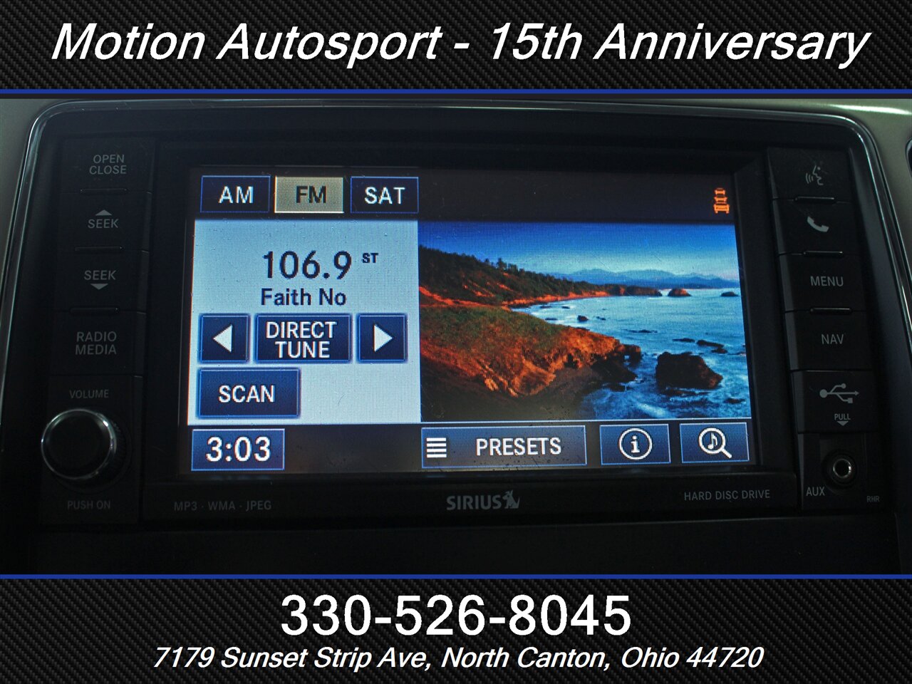 2012 Jeep Grand Cherokee Overland Moon Roof Navigation 4X4 - Photo 24 - North Canton, OH 44720