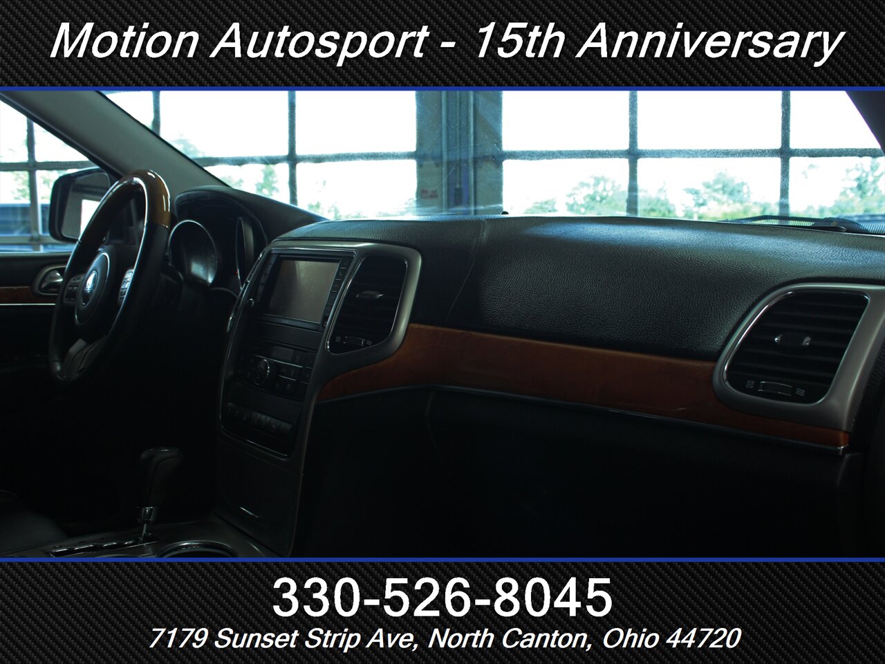 2012 Jeep Grand Cherokee Overland Moon Roof Navigation 4X4 - Photo 31 - North Canton, OH 44720