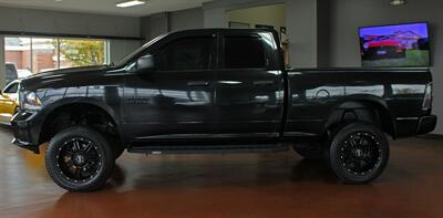 2018 RAM 1500 Express  Black Top Package Custom Lift 4X4 - Photo 5 - North Canton, OH 44720