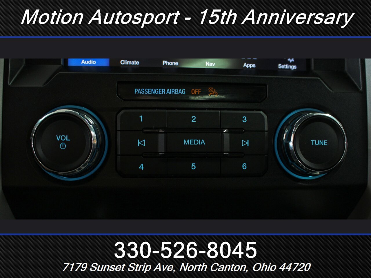 2019 Ford F-150 Lariat Sport Panoramic Roof 4X4 - Photo 27 - North Canton, OH 44720
