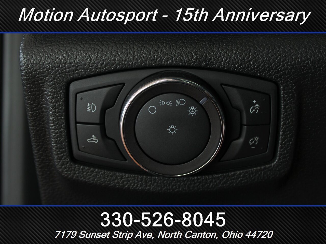 2019 Ford F-150 Lariat Sport Panoramic Roof 4X4 - Photo 17 - North Canton, OH 44720