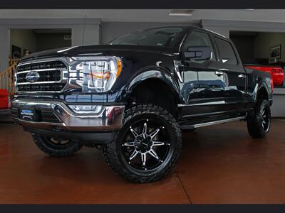 2023 Ford F-150 XLT  Panoramic Roof Custom Lift 4X4 Truck