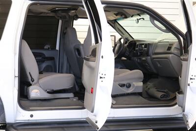 2005 Ford Excursion XLT - Photo 33 - Portland, OR 97230