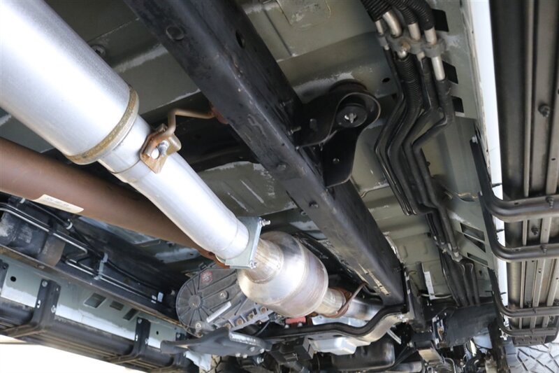 2005 Ford Excursion XLT - Photo 38 - Portland, OR 97230