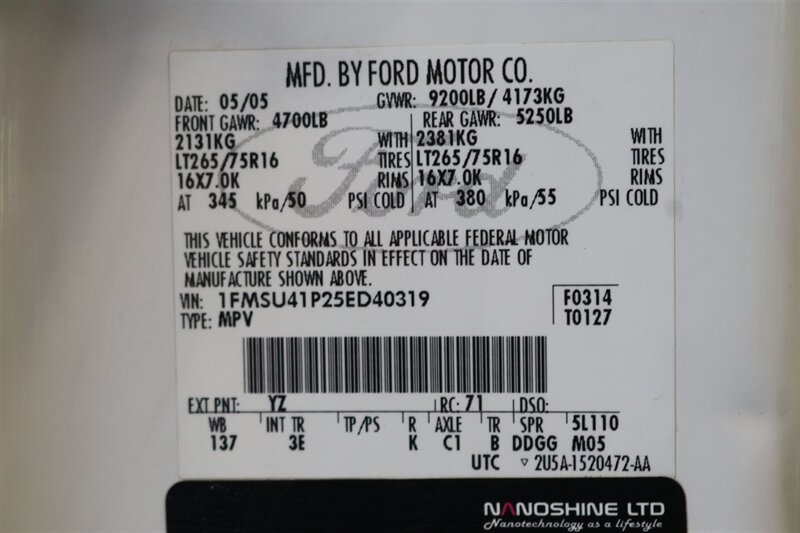 2005 Ford Excursion XLT - Photo 2 - Portland, OR 97230