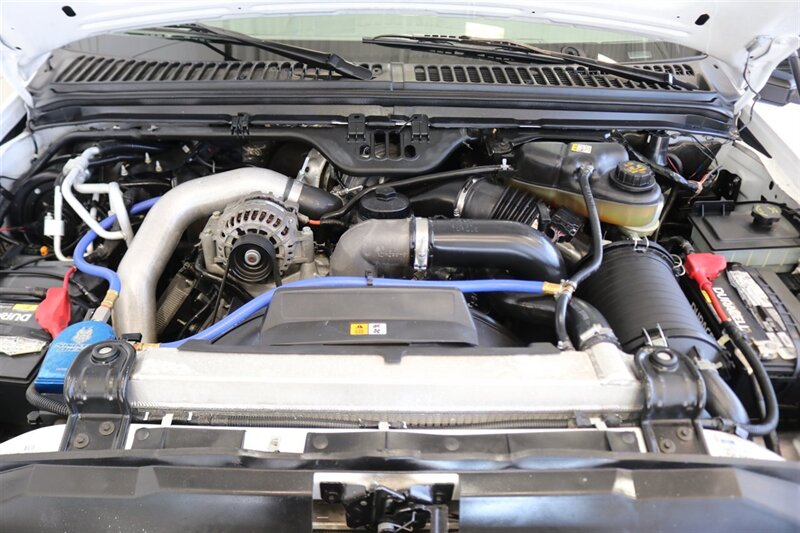 2005 Ford Excursion XLT - Photo 12 - Portland, OR 97230