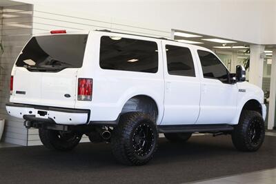 2005 Ford Excursion XLT - Photo 7 - Portland, OR 97230