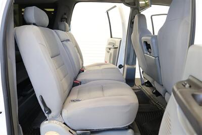 2005 Ford Excursion XLT - Photo 17 - Portland, OR 97230
