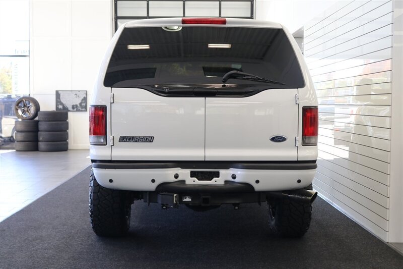 2005 Ford Excursion XLT - Photo 44 - Portland, OR 97230