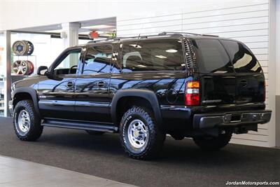 2000 Chevrolet Suburban 2500 LT  1-CALIFORNIA OWNER* 2500 3/4 TON W/ 6.0L VORTEC* LT LOADED W/SUNROOF & REAR CAPTAINS* NEW 33 " BFG KO3 10-PLYs* NEW 2.5 " LEVELING KIT W/BILSTEIN STEERING STABILIZER* 0-RUST* FRESH SERVICE - Photo 6 - Portland, OR 97230