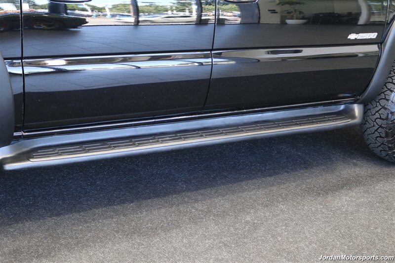 2000 Chevrolet Suburban 2500 LT  1-CALIFORNIA OWNER* 2500 3/4 TON W/ 6.0L VORTEC* LT LOADED W/SUNROOF & REAR CAPTAINS* NEW 33 " BFG KO3 10-PLYs* NEW 2.5 " LEVELING KIT W/BILSTEIN STEERING STABILIZER* 0-RUST* FRESH SERVICE - Photo 47 - Portland, OR 97230