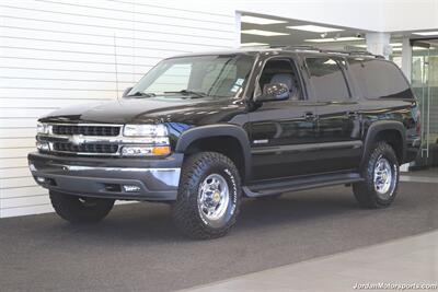 2000 Chevrolet Suburban 2500 LT  1-CALIFORNIA OWNER* 2500 3/4 TON W/ 6.0L VORTEC* LT LOADED W/SUNROOF & REAR CAPTAINS* NEW 33 " BFG KO3 10-PLYs* NEW 2.5 " LEVELING KIT W/BILSTEIN STEERING STABILIZER* 0-RUST* FRESH SERVICE - Photo 3 - Portland, OR 97230