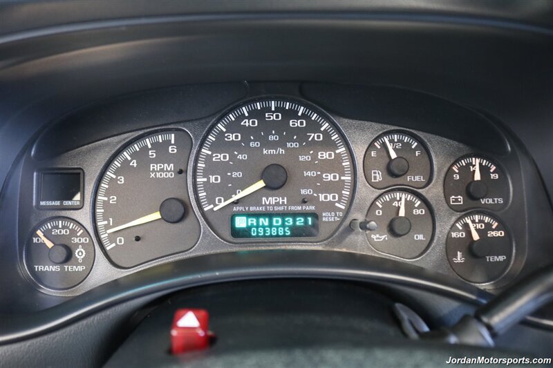 2000 Chevrolet Suburban 2500 LT  1-CALIFORNIA OWNER* 2500 3/4 TON W/ 6.0L VORTEC* LT LOADED W/SUNROOF & REAR CAPTAINS* NEW 33 " BFG KO3 10-PLYs* NEW 2.5 " LEVELING KIT W/BILSTEIN STEERING STABILIZER* 0-RUST* FRESH SERVICE - Photo 70 - Portland, OR 97230