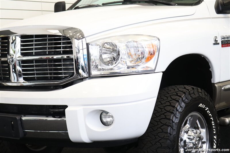 2009 Dodge Ram 2500 Laramie  1-OWNER* 67K MILES ONLY* 6-SPEED MANUAL* LARAMIE LONG BED* NEW 3 " BILSTEIN LEVEL LIFT* NEW 35 " BFGK KO3 10-PLY TIRES* 100% RUST & ACCIDENT FREE* ALL BOOKS AND KEYS - Photo 10 - Portland, OR 97230