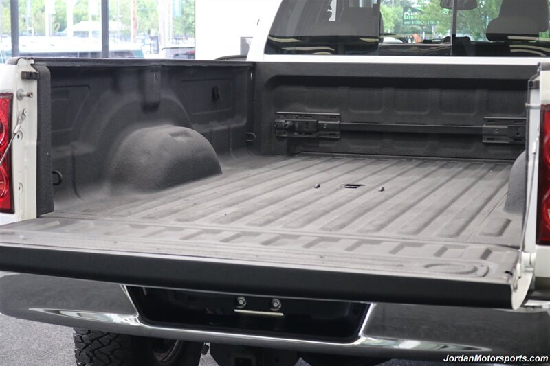 2009 Dodge Ram 2500 Laramie  1-OWNER* 67K MILES ONLY* 6-SPEED MANUAL* LARAMIE LONG BED* NEW 3 " BILSTEIN LEVEL LIFT* NEW 35 " BFGK KO3 10-PLY TIRES* 100% RUST & ACCIDENT FREE* ALL BOOKS AND KEYS - Photo 44 - Portland, OR 97230
