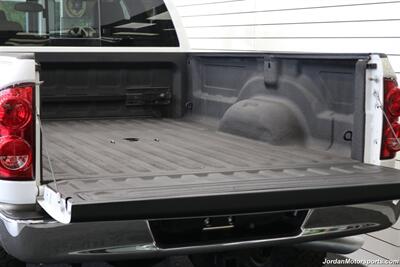 2009 Dodge Ram 2500 Laramie  1-OWNER* 67K MILES ONLY* 6-SPEED MANUAL* LARAMIE LONG BED* NEW 3 " BILSTEIN LEVEL LIFT* NEW 35 " BFGK KO3 10-PLY TIRES* 100% RUST & ACCIDENT FREE* ALL BOOKS AND KEYS - Photo 45 - Portland, OR 97230