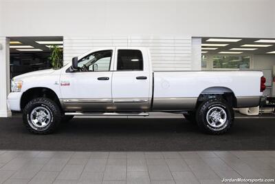 2009 Dodge Ram 2500 Laramie  1-OWNER* 67K MILES ONLY* 6-SPEED MANUAL* LARAMIE LONG BED* NEW 3 " BILSTEIN LEVEL LIFT* NEW 35 " BFGK KO3 10-PLY TIRES* 100% RUST & ACCIDENT FREE* ALL BOOKS AND KEYS - Photo 4 - Portland, OR 97230