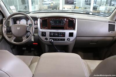 2009 Dodge Ram 2500 Laramie  1-OWNER* 67K MILES ONLY* 6-SPEED MANUAL* LARAMIE LONG BED* NEW 3 " BILSTEIN LEVEL LIFT* NEW 35 " BFGK KO3 10-PLY TIRES* 100% RUST & ACCIDENT FREE* ALL BOOKS AND KEYS - Photo 20 - Portland, OR 97230