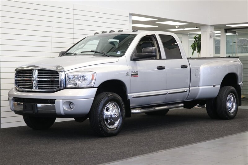 2008 Dodge Ram 3500 Laramie  100% RUST FREE* LARAMIE* NEW TURBO-SHOCKS-BRAKES-ROTORS-CALIPERS-FILTERS-FLUIDS* STRAIGHT PIPE W/ NO DPF/CATS* 30K B&W GOOSENECK* ALL BOOKS & KEYS & SERVICE RECORDS* LED HEADLIGHTS & TAIL LIGHTS - Photo 3 - Portland, OR 97230