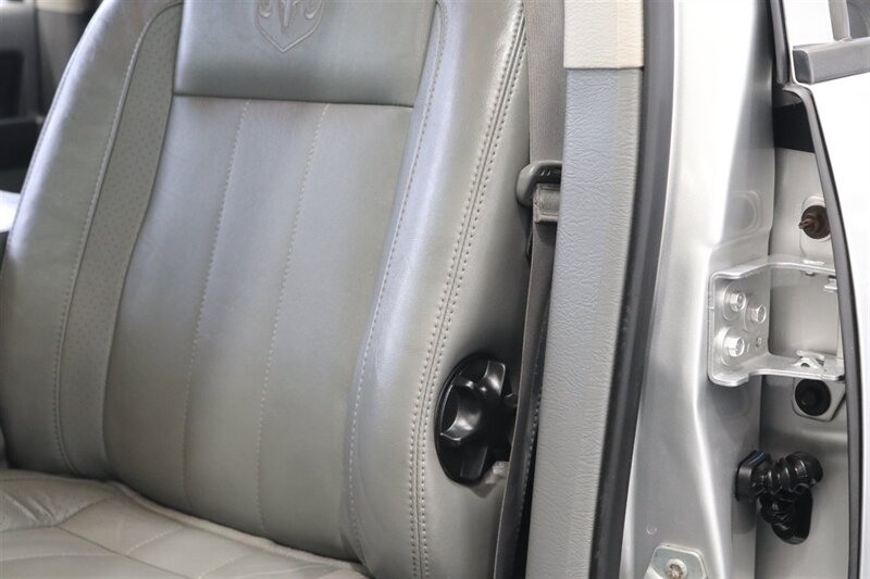 2008 Dodge Ram 3500 Laramie  100% RUST FREE* LARAMIE* NEW TURBO-SHOCKS-BRAKES-ROTORS-CALIPERS-FILTERS-FLUIDS* STRAIGHT PIPE W/ NO DPF/CATS* 30K B&W GOOSENECK* ALL BOOKS & KEYS & SERVICE RECORDS* LED HEADLIGHTS & TAIL LIGHTS - Photo 78 - Portland, OR 97230