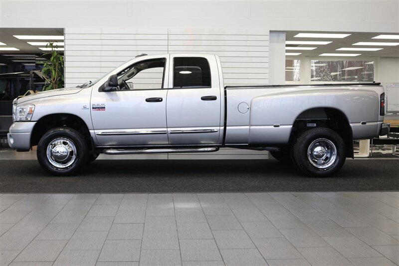 2008 Dodge Ram 3500 Laramie  100% RUST FREE* LARAMIE* NEW TURBO-SHOCKS-BRAKES-ROTORS-CALIPERS-FILTERS-FLUIDS* STRAIGHT PIPE W/ NO DPF/CATS* 30K B&W GOOSENECK* ALL BOOKS & KEYS & SERVICE RECORDS* LED HEADLIGHTS & TAIL LIGHTS - Photo 4 - Portland, OR 97230