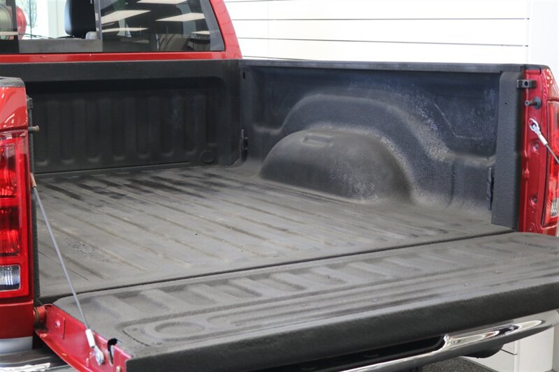 2006 Dodge Ram 2500 Laramie  1-OWNER* 81K MILES ONLY* LARAMIE LOADED 6-PASSENGER* SPRAY IN BED LINER* NEW BRAKES-ROTORS-CALIPERS-COOLANT FLUSH-AC CHARGE-BRAKE FLUID FLUSH* 0-ACCIDENTS* HEATED SEATS* ALL BOOKS & KEYS - Photo 42 - Portland, OR 97230