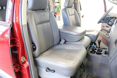 2006 Dodge Ram 2500 Laramie  1-OWNER* 81K MILES ONLY* LARAMIE LOADED 6-PASSENGER* SPRAY IN BED LINER* NEW BRAKES-ROTORS-CALIPERS-COOLANT FLUSH-AC CHARGE-BRAKE FLUID FLUSH* 0-ACCIDENTS* HEATED SEATS* ALL BOOKS & KEYS - Photo 17 - Portland, OR 97230