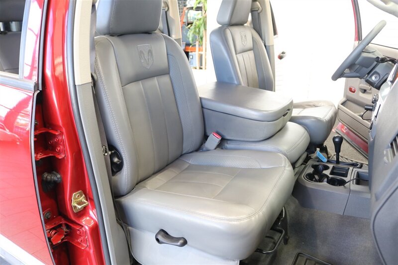 2006 Dodge Ram 2500 Laramie  1-OWNER* 81K MILES ONLY* LARAMIE LOADED 6-PASSENGER* SPRAY IN BED LINER* NEW BRAKES-ROTORS-CALIPERS-COOLANT FLUSH-AC CHARGE-BRAKE FLUID FLUSH* 0-ACCIDENTS* HEATED SEATS* ALL BOOKS & KEYS - Photo 17 - Portland, OR 97230