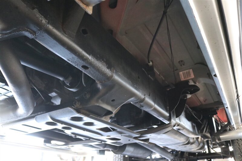 2006 Dodge Ram 2500 Laramie  1-OWNER* 81K MILES ONLY* LARAMIE LOADED 6-PASSENGER* SPRAY IN BED LINER* NEW BRAKES-ROTORS-CALIPERS-COOLANT FLUSH-AC CHARGE-BRAKE FLUID FLUSH* 0-ACCIDENTS* HEATED SEATS* ALL BOOKS & KEYS - Photo 26 - Portland, OR 97230