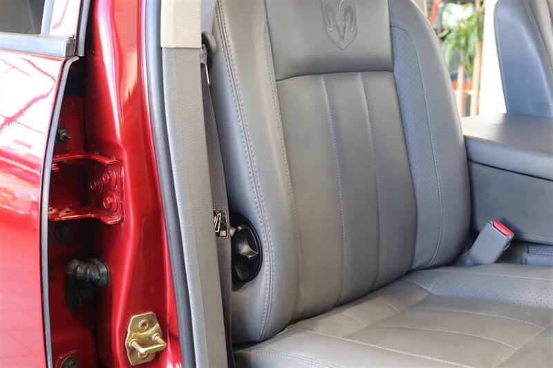 2006 Dodge Ram 2500 Laramie  1-OWNER* 81K MILES ONLY* LARAMIE LOADED 6-PASSENGER* SPRAY IN BED LINER* NEW BRAKES-ROTORS-CALIPERS-COOLANT FLUSH-AC CHARGE-BRAKE FLUID FLUSH* 0-ACCIDENTS* HEATED SEATS* ALL BOOKS & KEYS - Photo 75 - Portland, OR 97230