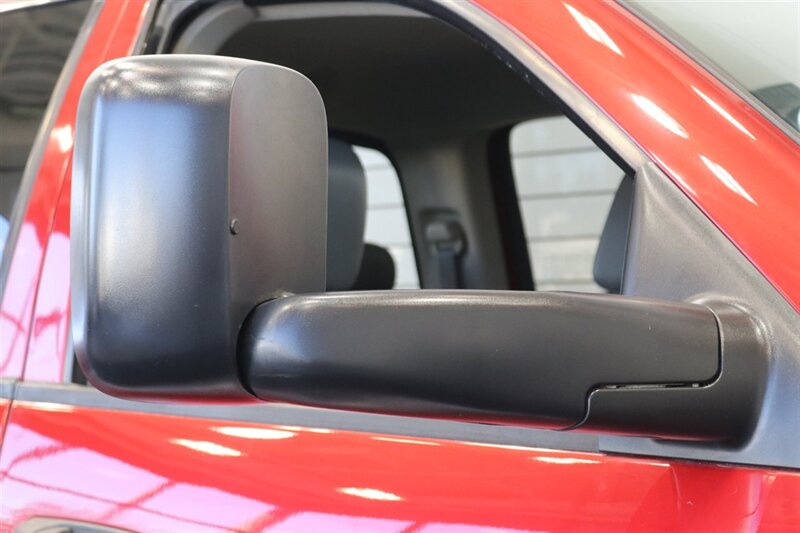 2006 Dodge Ram 2500 Laramie  1-OWNER* 81K MILES ONLY* LARAMIE LOADED 6-PASSENGER* SPRAY IN BED LINER* NEW BRAKES-ROTORS-CALIPERS-COOLANT FLUSH-AC CHARGE-BRAKE FLUID FLUSH* 0-ACCIDENTS* HEATED SEATS* ALL BOOKS & KEYS - Photo 39 - Portland, OR 97230