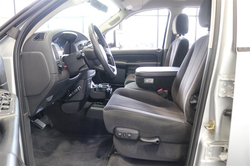 2004 Dodge Ram 2500 1-OWNER* 100% RUST & CORROSION FREE* 100% STOCK* NEW 33 " BFG KO3 10-PLYs* FRESHLY SERVICED* SPRAY IN BED LINER* 6-PASSENGER* ALL ORIGINAL BOOKS & MANUALS* CAMPER TIE DOWNS - Photo 74 - Portland, OR 97230
