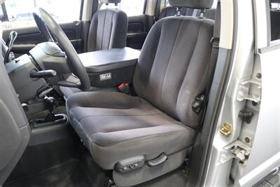 2004 Dodge Ram 2500 1-OWNER* 100% RUST & CORROSION FREE* 100% STOCK* NEW 33 " BFG KO3 10-PLYs* FRESHLY SERVICED* SPRAY IN BED LINER* 6-PASSENGER* ALL ORIGINAL BOOKS & MANUALS* CAMPER TIE DOWNS - Photo 18 - Portland, OR 97230