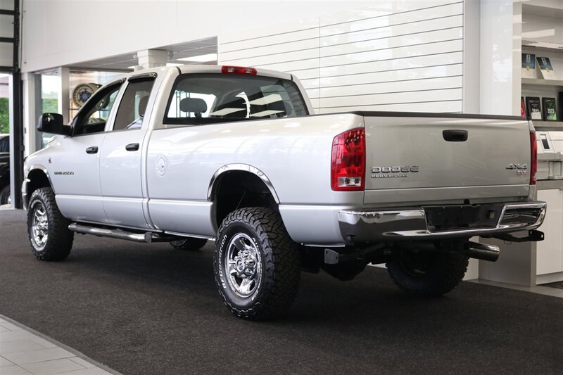 2004 Dodge Ram 2500 1-OWNER* 100% RUST & CORROSION FREE* 100% STOCK* NEW 33 " BFG KO3 10-PLYs* FRESHLY SERVICED* SPRAY IN BED LINER* 6-PASSENGER* ALL ORIGINAL BOOKS & MANUALS* CAMPER TIE DOWNS - Photo 6 - Portland, OR 97230