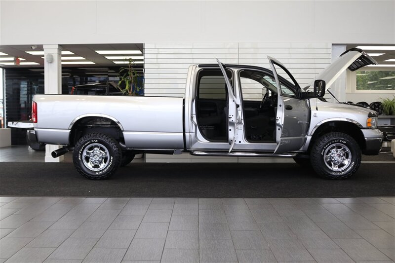 2004 Dodge Ram 2500 1-OWNER* 100% RUST & CORROSION FREE* 100% STOCK* NEW 33 " BFG KO3 10-PLYs* FRESHLY SERVICED* SPRAY IN BED LINER* 6-PASSENGER* ALL ORIGINAL BOOKS & MANUALS* CAMPER TIE DOWNS - Photo 12 - Portland, OR 97230