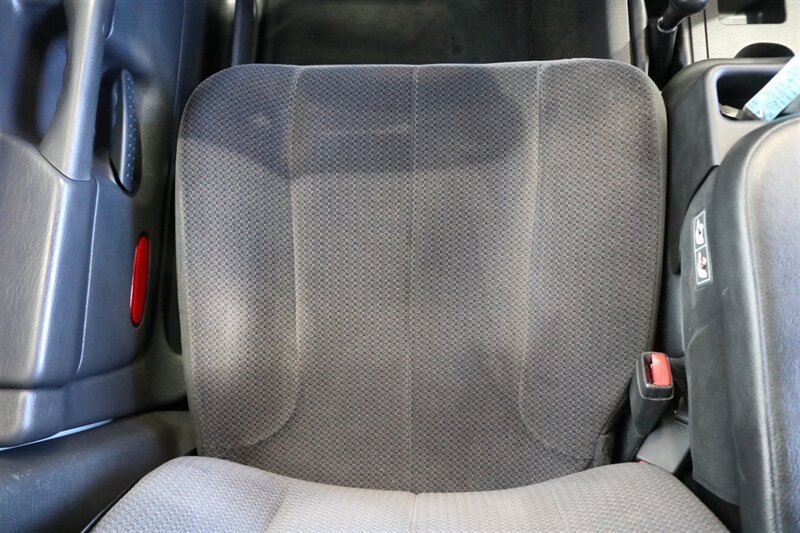 2005 Dodge Ram 3500 ST 4dr Quad Cab ST   - Photo 42 - Portland, OR 97230